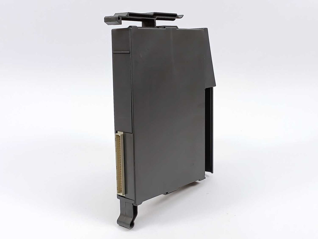 GIDDINGS & LEWIS 502-03605-00R1 PiC900 Programmable Industrial Computer