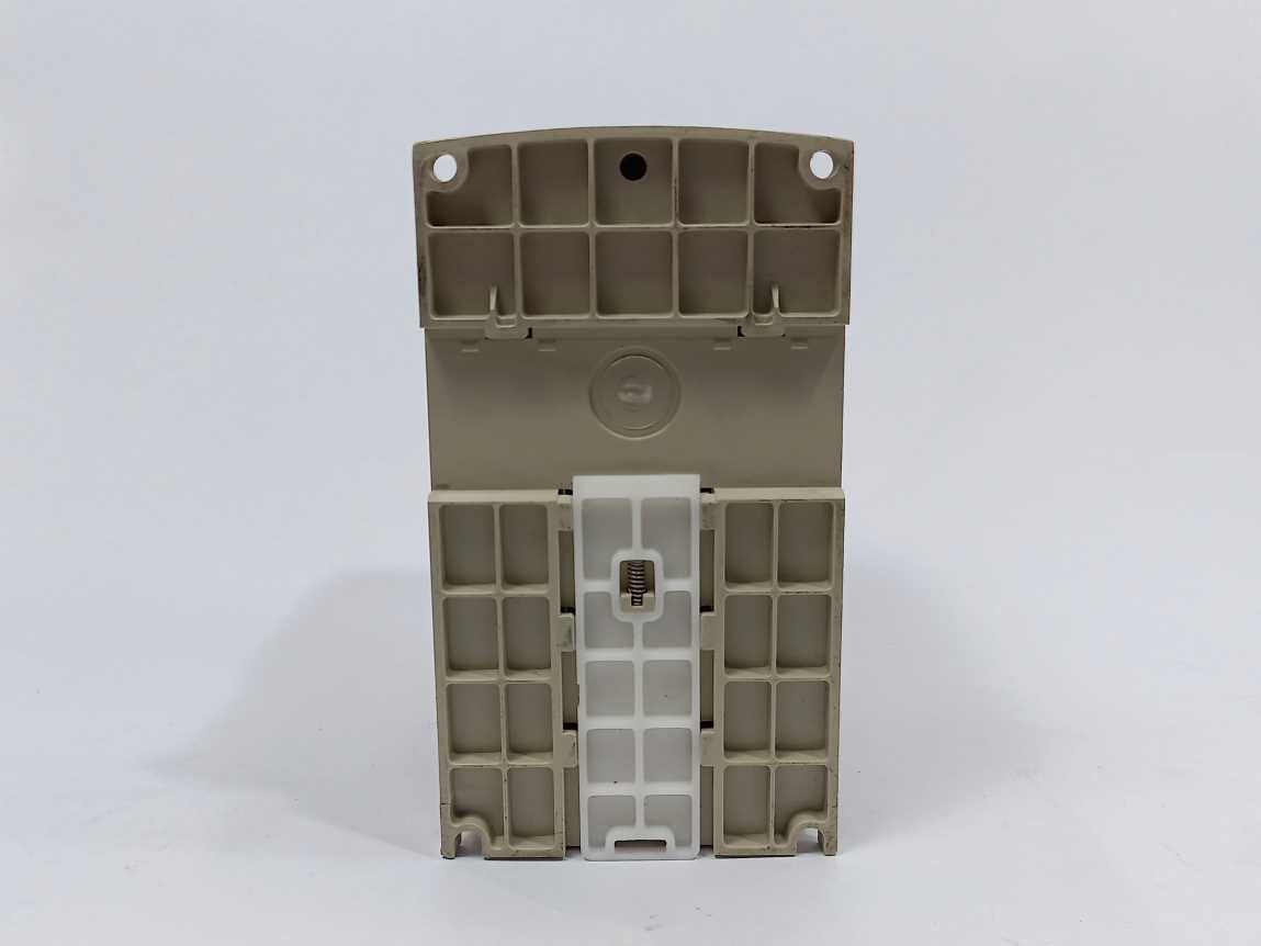 Teco Electric & Machinery JNTHBCBAR500AC-UF Inverter 7300CV 0,4kW