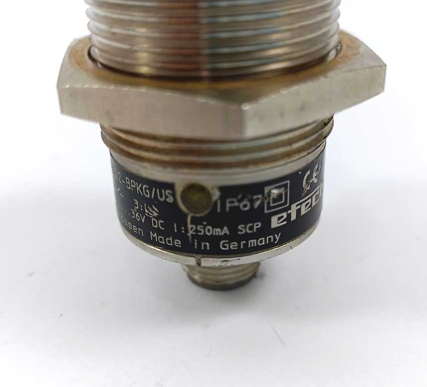 Ifm Electronic II5785 Inductive sensor, IIK3022-BPKG/US-104