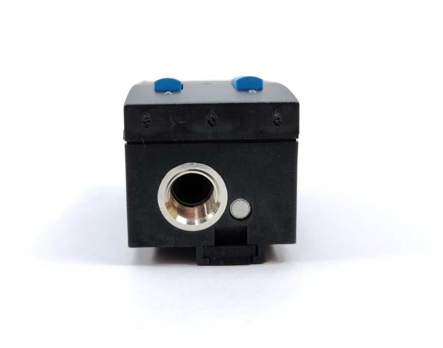 Festo 192766 SDE1-D10-G2-H18-L-P2-M8 Pressure Sensor