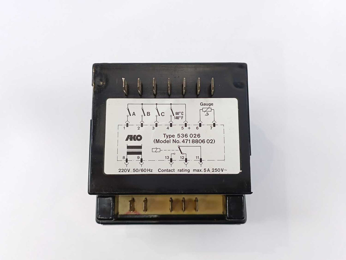 AKO 471880602 536026 3-Stage Temperature Controller