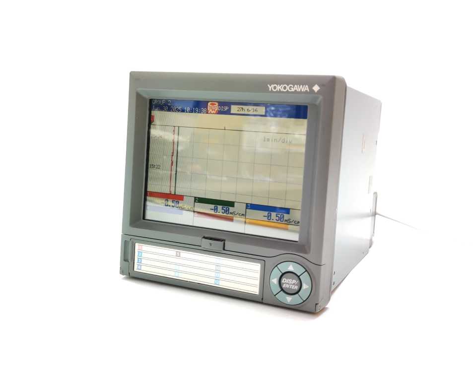 Yokogawa DX106-1-2 DAQSTATION DX100 Paperless Recorder