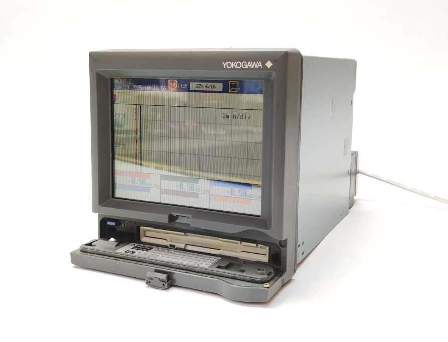 Yokogawa DX106-1-2 DAQSTATION DX100 Paperless Recorder