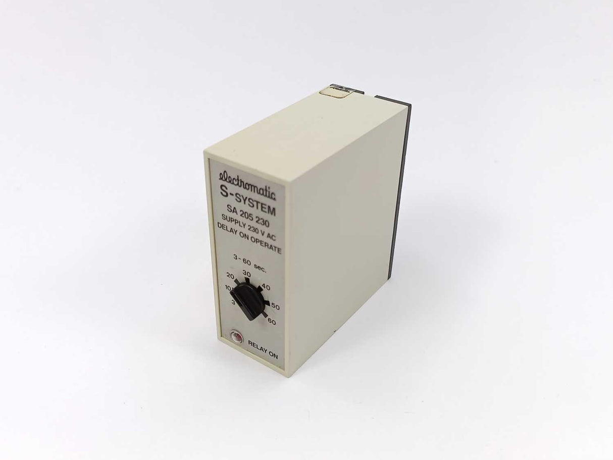 Electromatic SA 205 230 3-60 sec. 230 VAC Relay. Delay on Operate