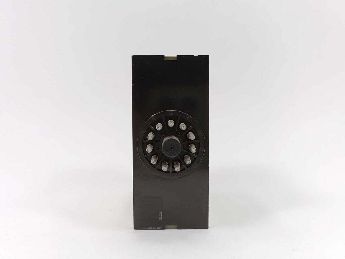 Electromatic SC 185 024 S-system recycler. OFF 3-60s., ON 3-60s.