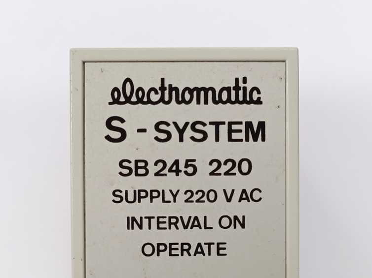 Electromatic SB 245 220 Interval On Operate. 8-180min.