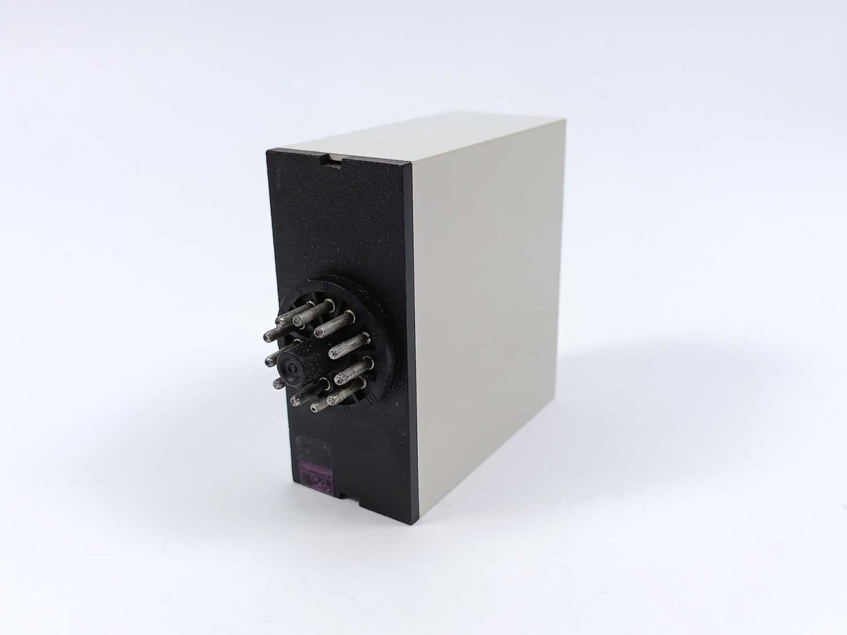 Electromatic SD110 220 Inductive Sensor Relay