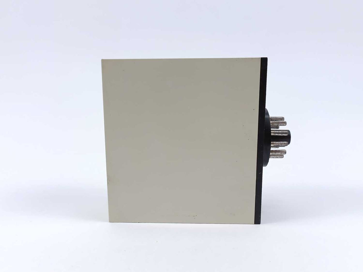 Carlo Gavazzi SL 160 024 Relay