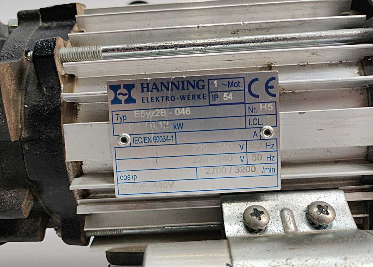 Hanning Elektro-Werke E5yz2B-046 0.1/0.12kW Vacuum Pump Busch SV 1003 D 000 PLZZ