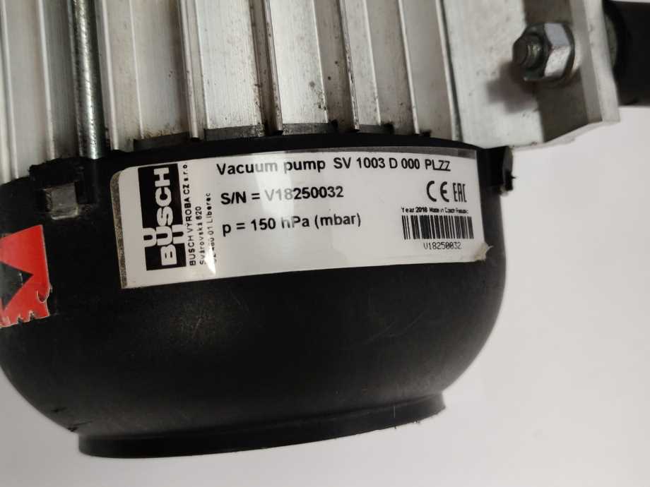 Hanning Elektro-Werke E5yz2B-046 0.1/0.12kW Vacuum Pump Busch SV 1003 D 000 PLZZ