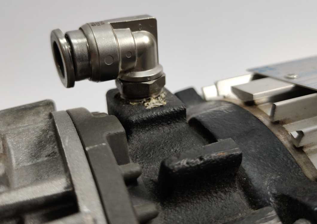 Hanning Elektro-Werke E5yz2B-046 0.1/0.12kW Vacuum Pump Busch SV 1003 D 000 PLZZ