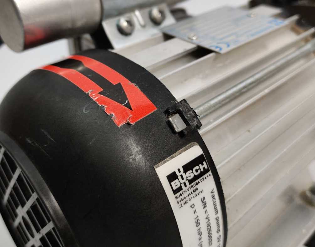 Hanning Elektro-Werke E5yz2B-046 0.1/0.12kW Vacuum Pump Busch SV 1003 D 000 PLZZ