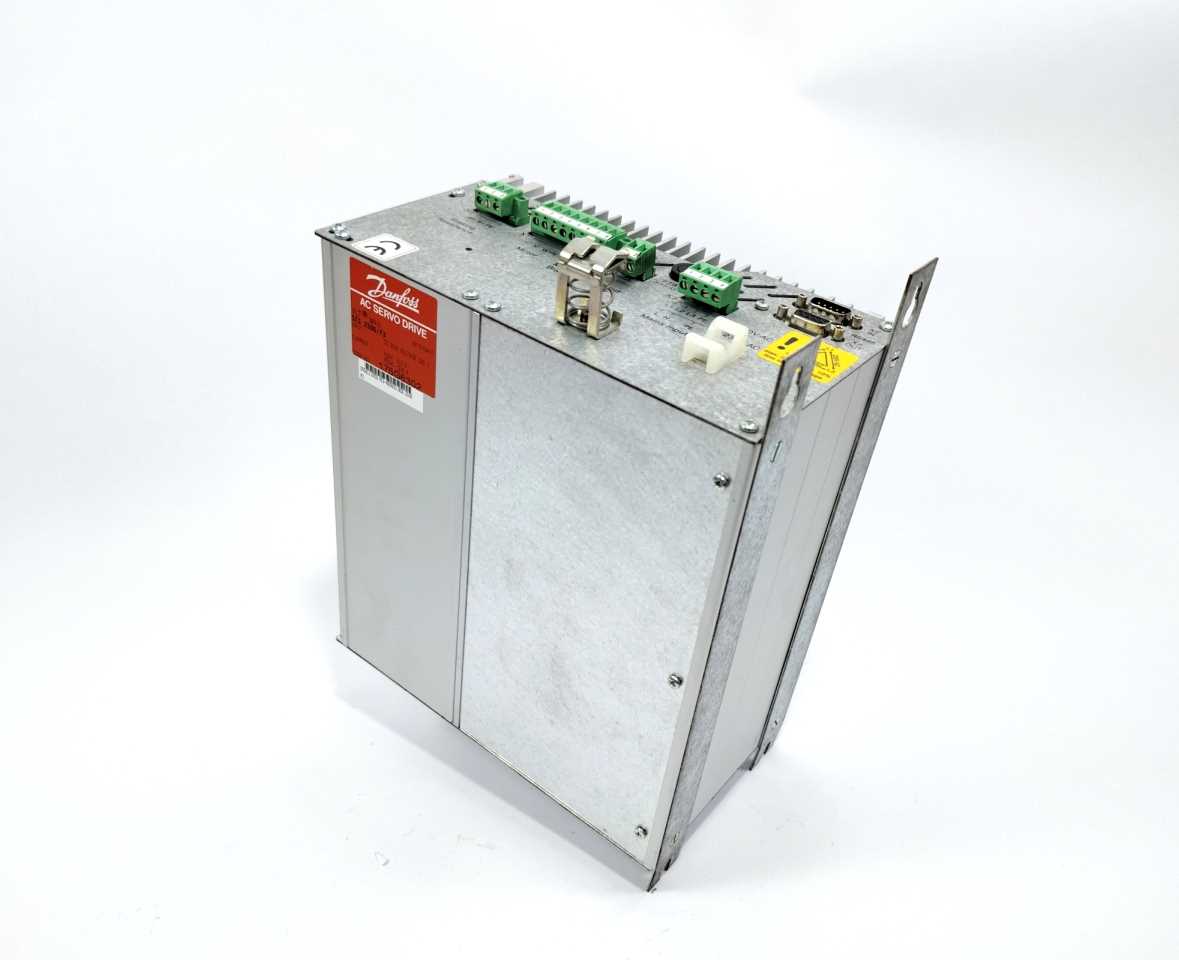 Danfoss 175G6302 SCS 2500/F3 AC Servo Drive