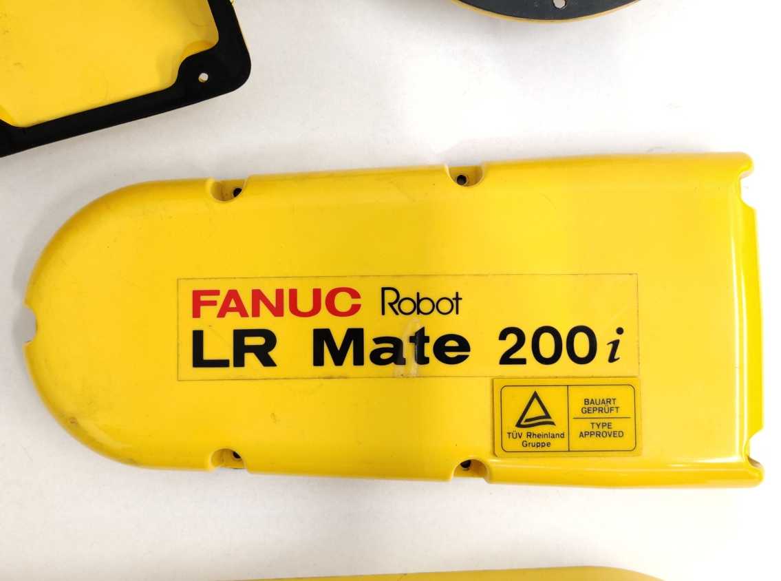 Fanuc Lr Mate 200i Plastic Cover Set