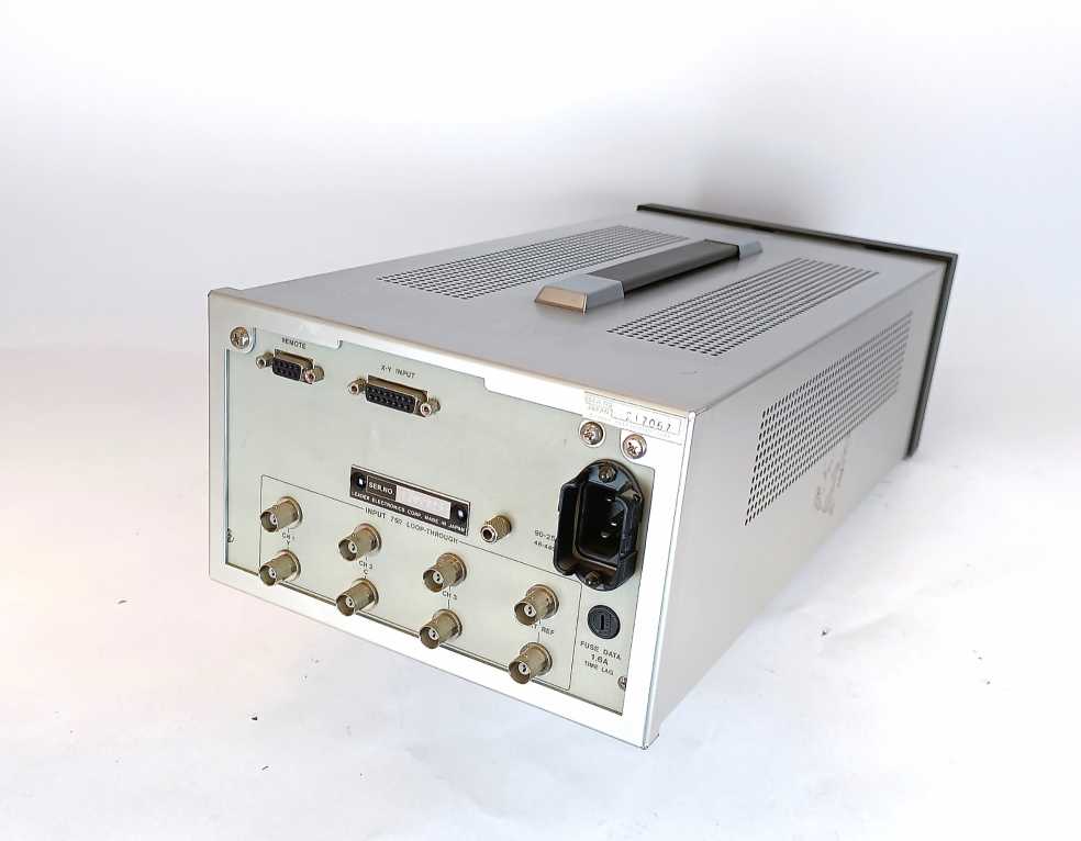 LEADER 5212 NTSC/PAL vectorscope LR 2427