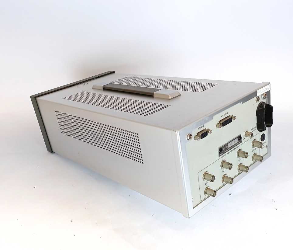 LEADER 5212 NTSC/PAL vectorscope LR 2427