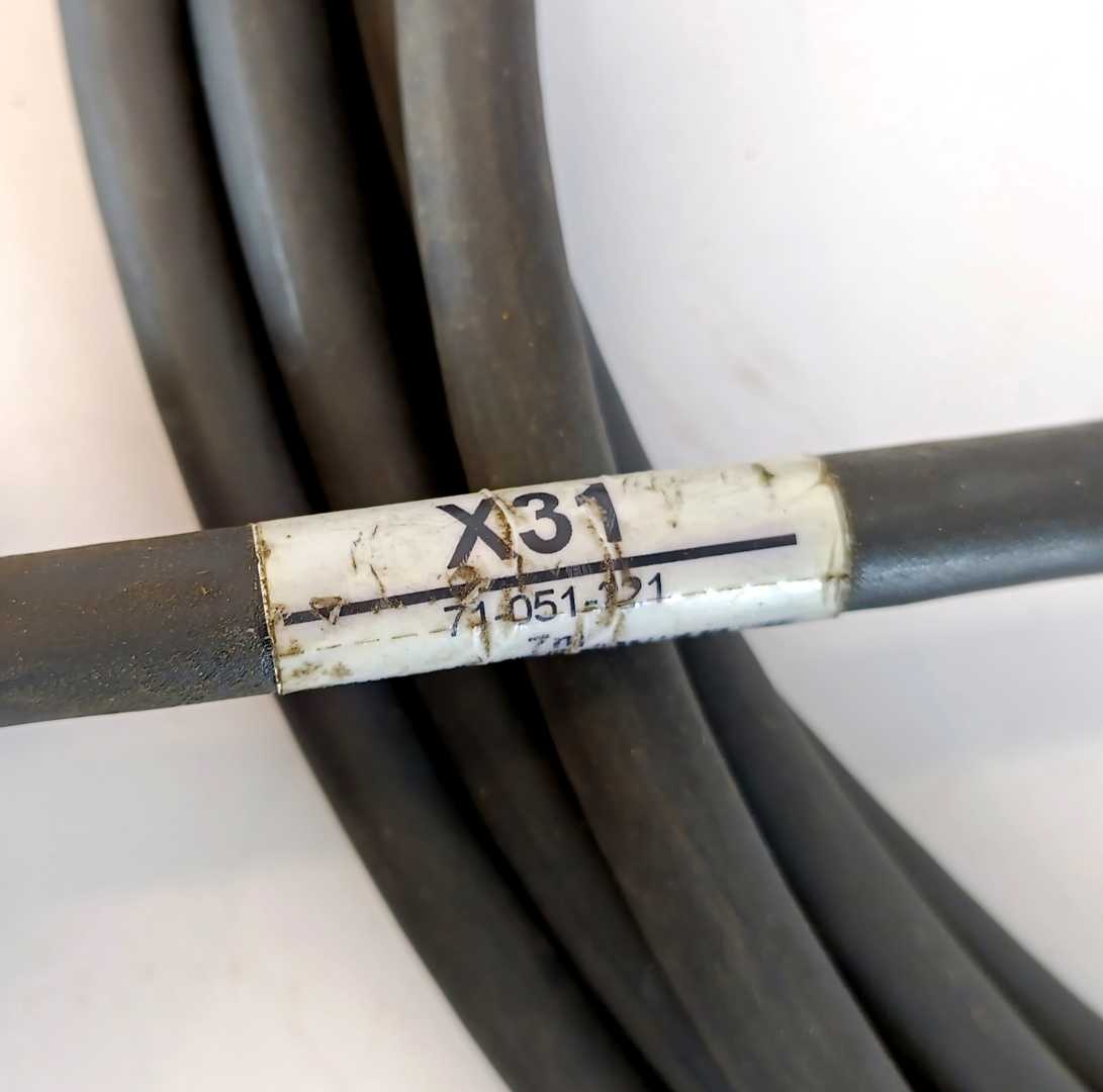 KUKA x31 71-051-221 Data Cable 7m X21/X31