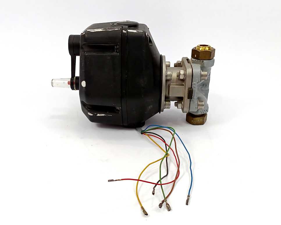 GEMÜ 698 15D 1814-6 Diaphram Valve 24V