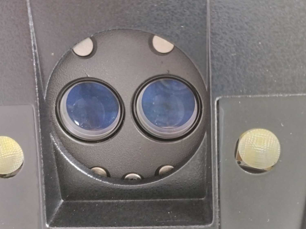 Leica 10447200 EZ4D Digital Stereo Microscope 8x - 35x zoom