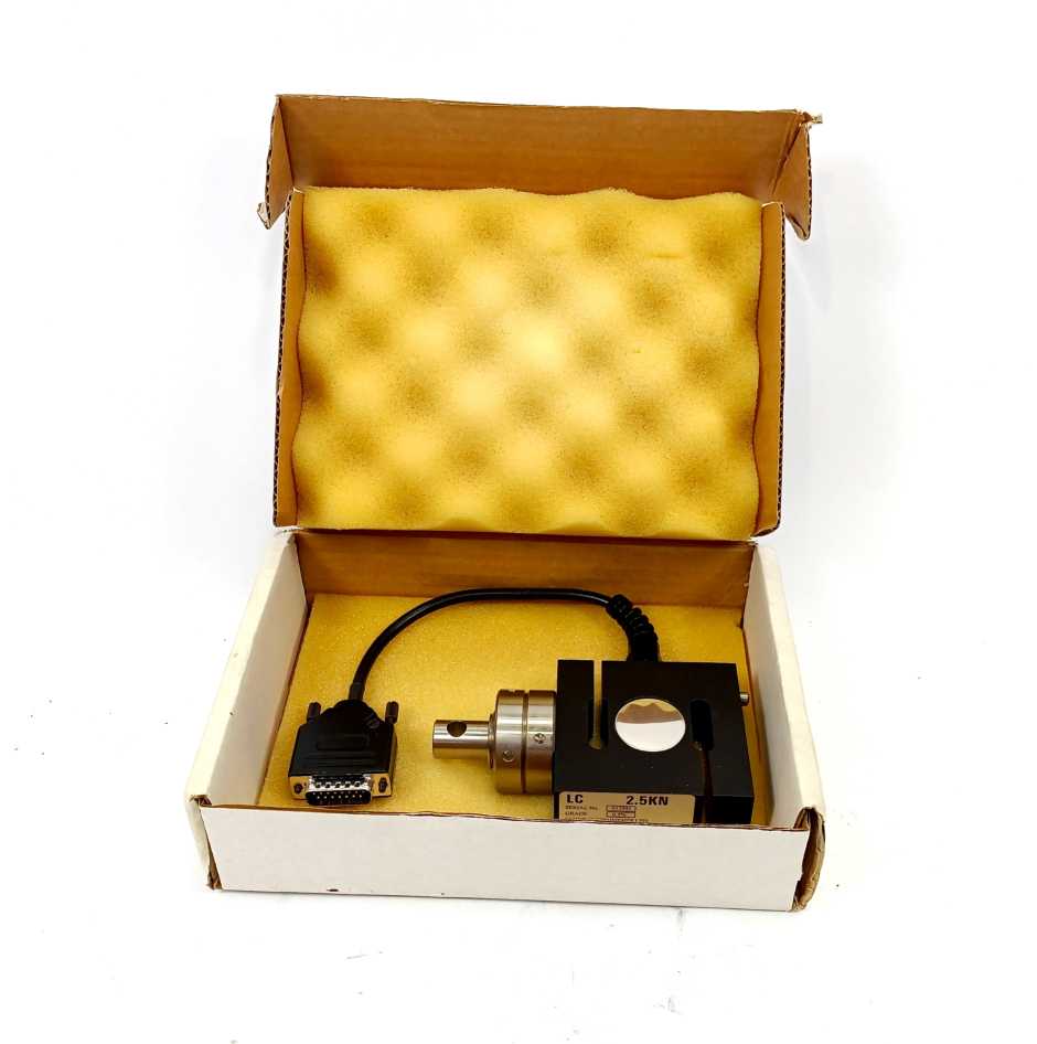 LLOYD INSTRUMENTS LC 2.5KN GRADE 0.5% Load cell, used