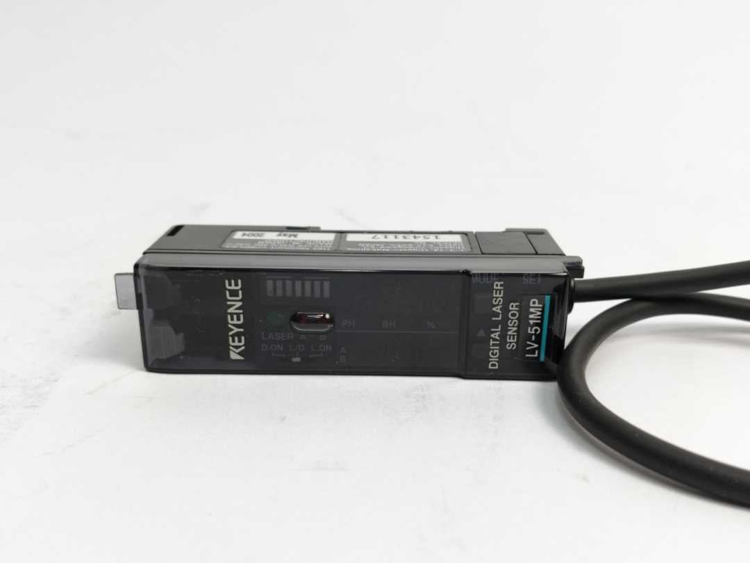OMRON E3S-AT11-D Medium Photoelectric Sensor