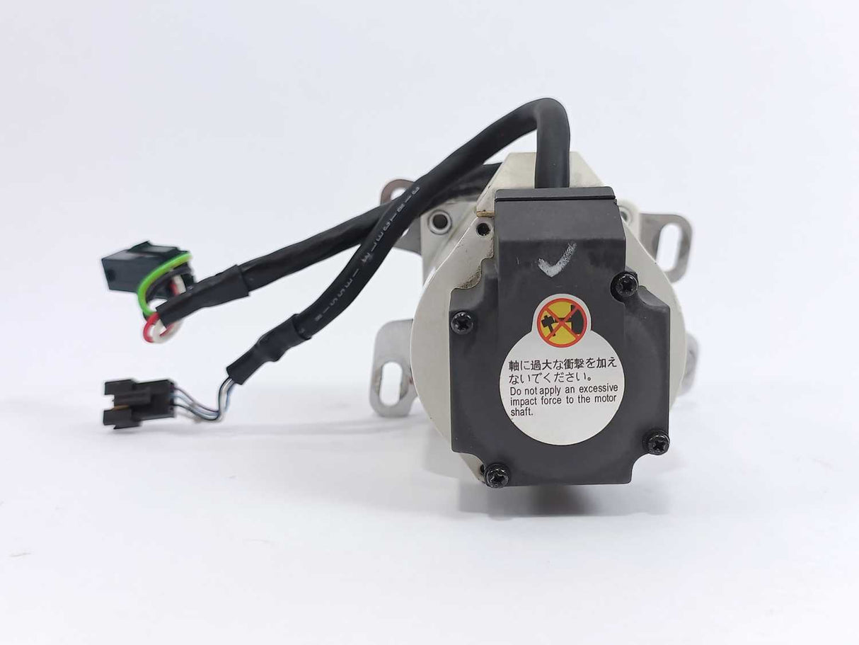 Denso 410622-2020 Servo Motor MSMA032T2S2 300W Refurbished