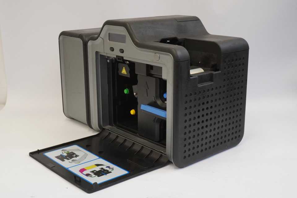 HID Global 089003 HDP5000 FD Color Card Printer