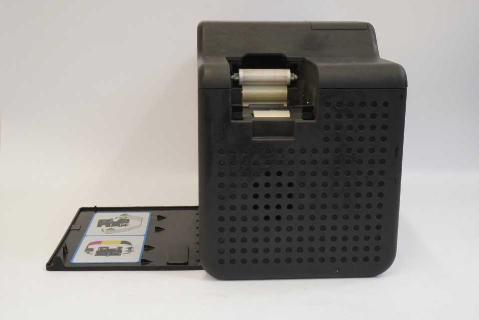 HID Global 089003 HDP5000 FD Color Card Printer