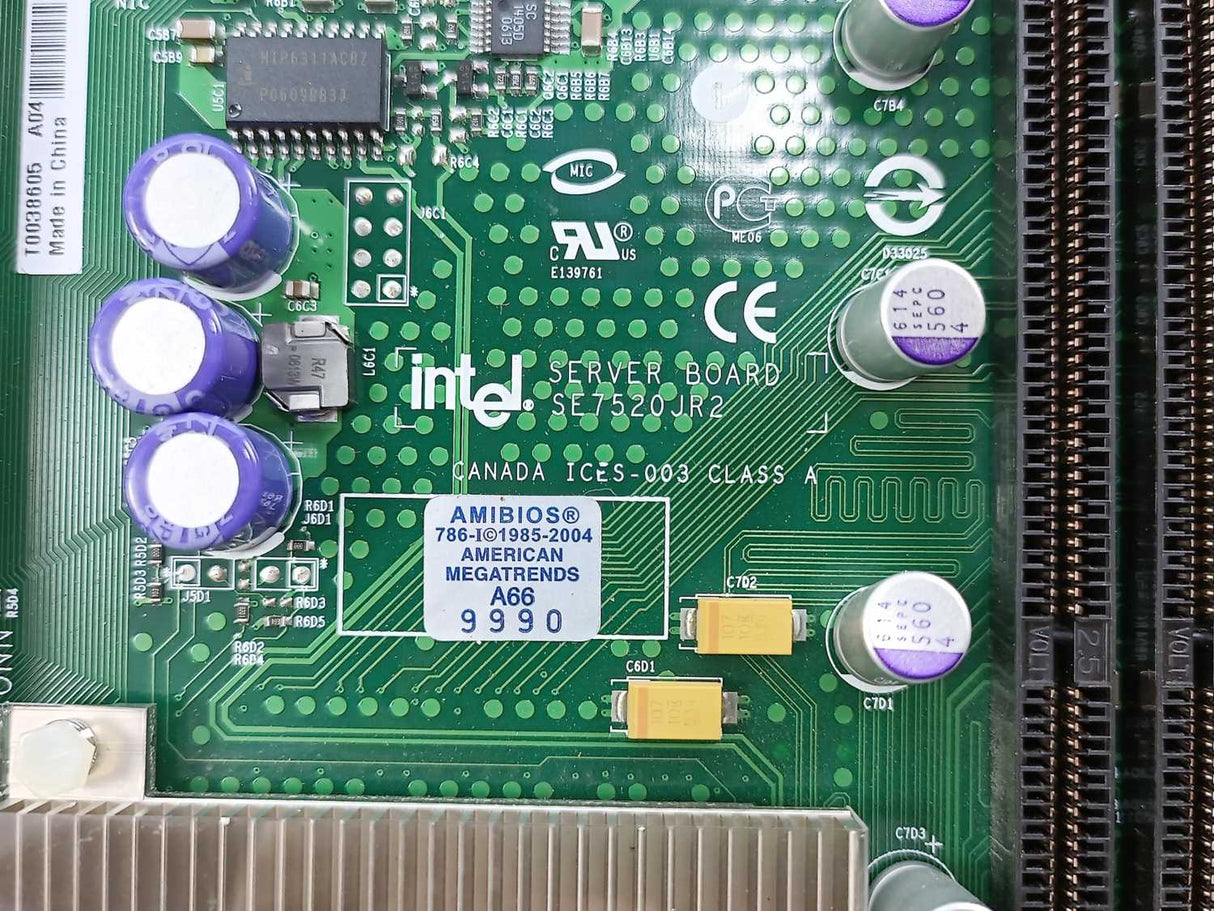 Intel C53662-650 T0038605 A04 SE7520JR2 Dual Socket Server Board