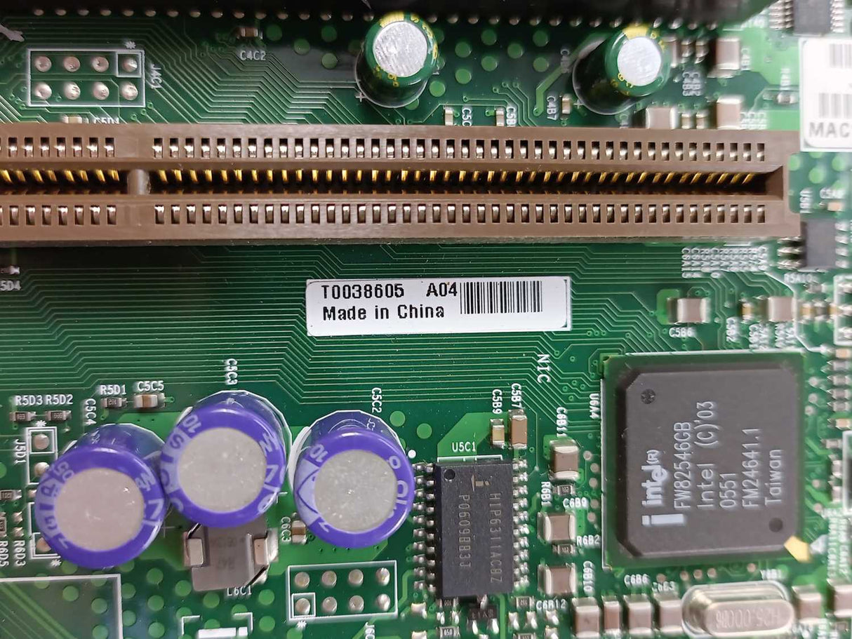 Intel C53662-650 T0038605 A04 SE7520JR2 Dual Socket Server Board