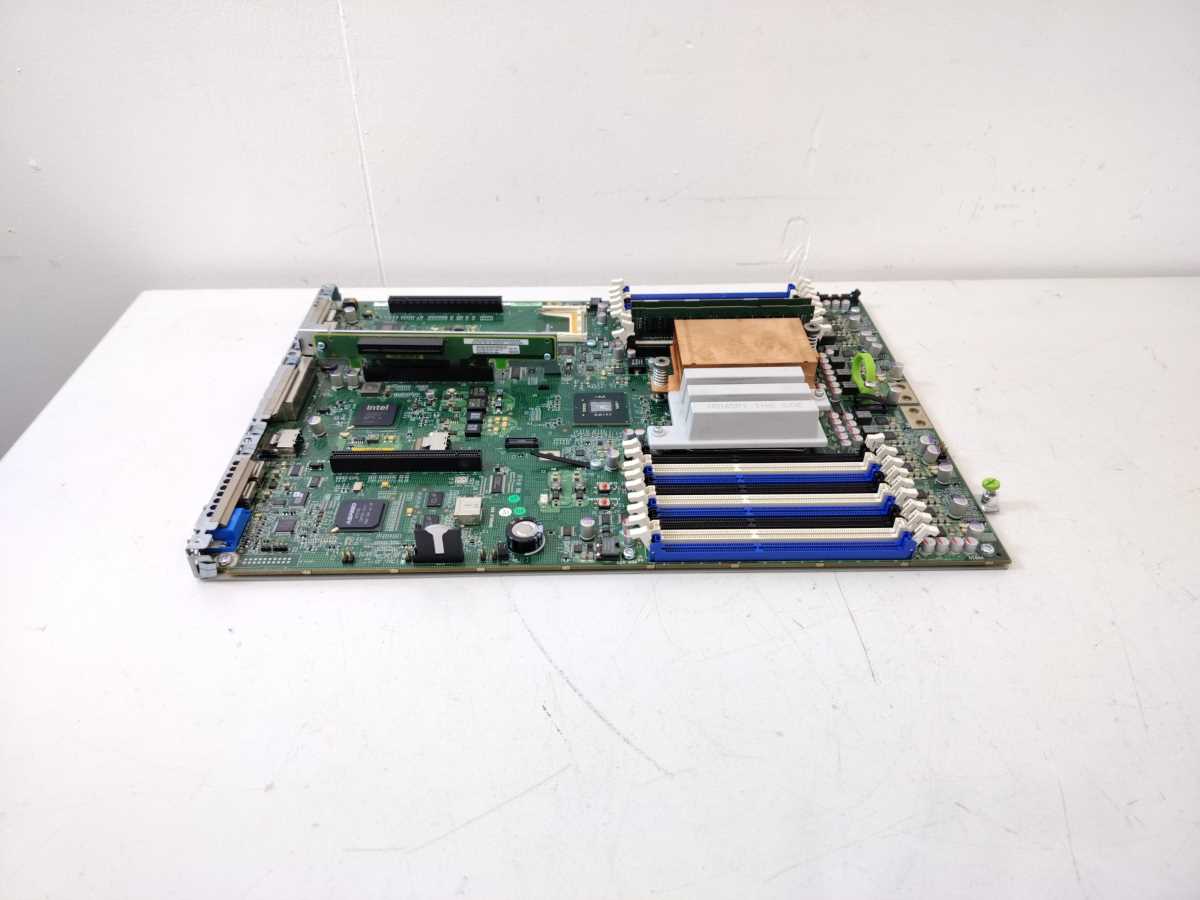 Sun Fire 501-7917-11 X4170, 2x LGA1366 18x DDR3