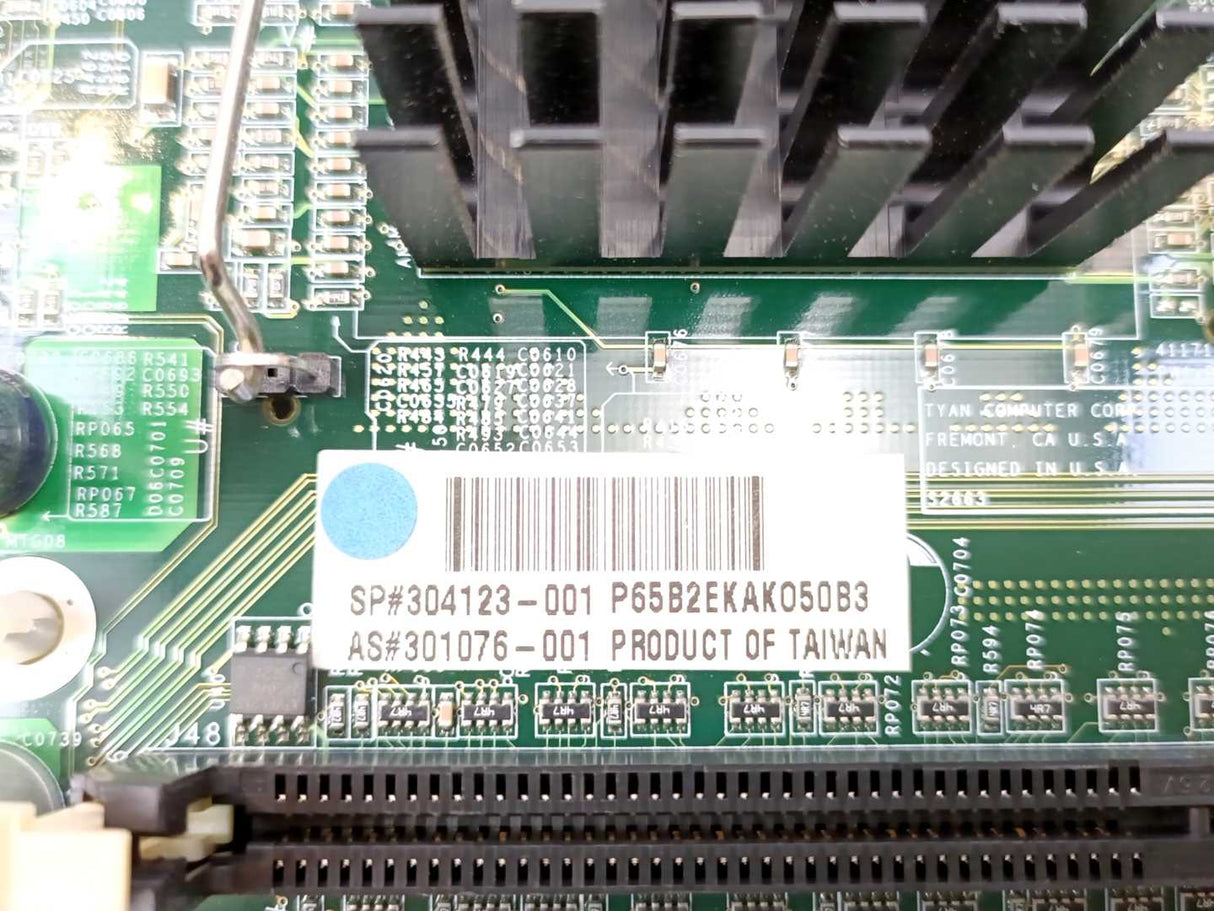 HP 304123-001 301076-001 Dual Xeon XW8000 Workstation