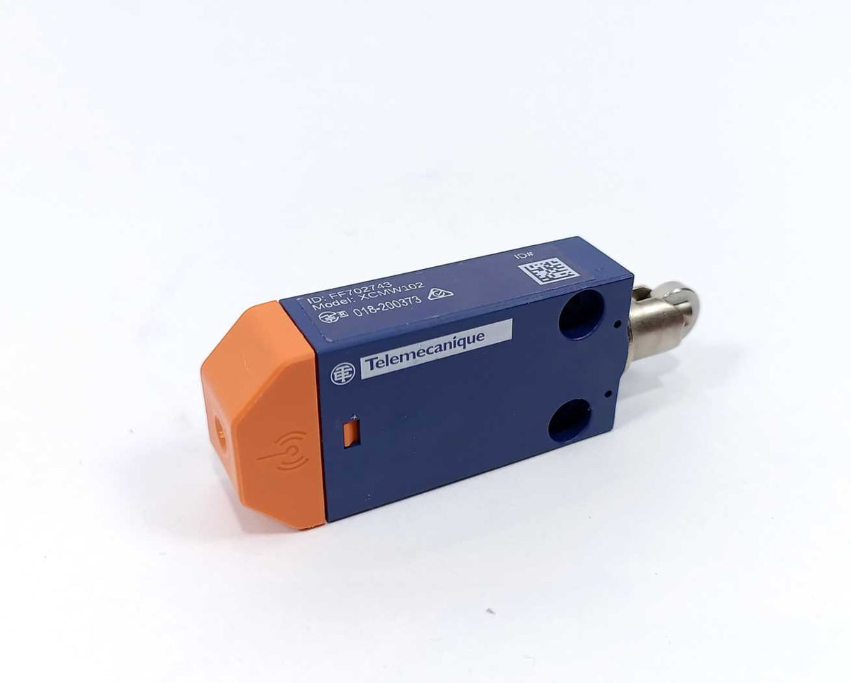 TELEMECANIQUE XCMW102 Wireless Limit Switch
