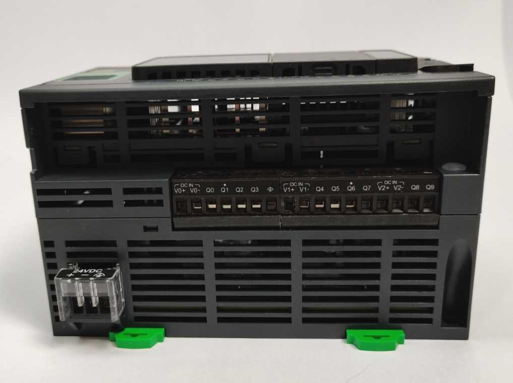 Schneider Electric TM241CE24T PLC CPU, Modicon M241