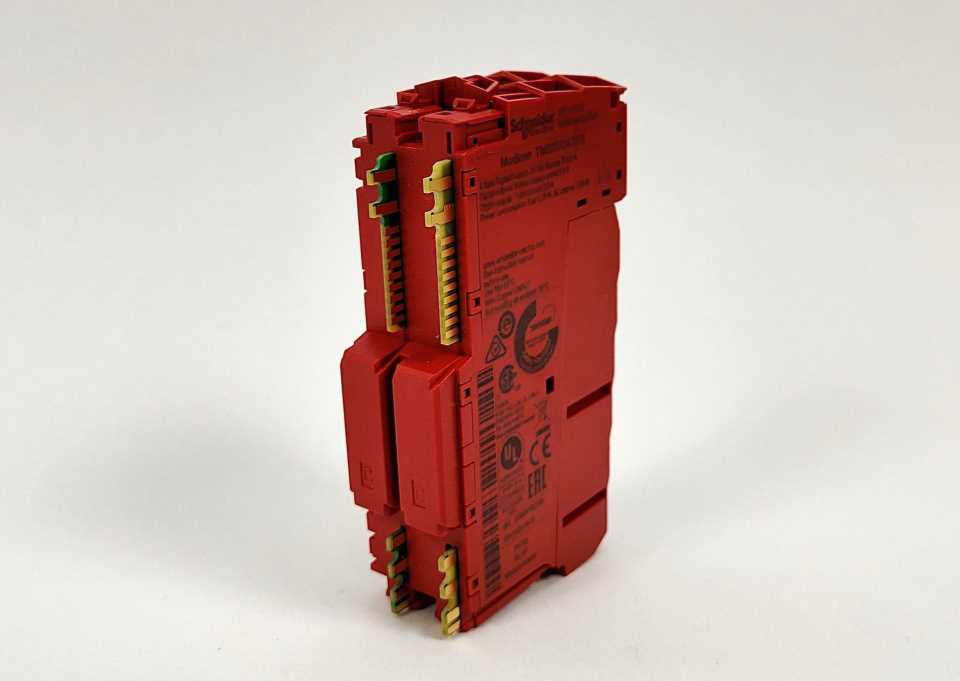 Schneider Electric TM5SDO4TFS Safety dc Discrete Output Module