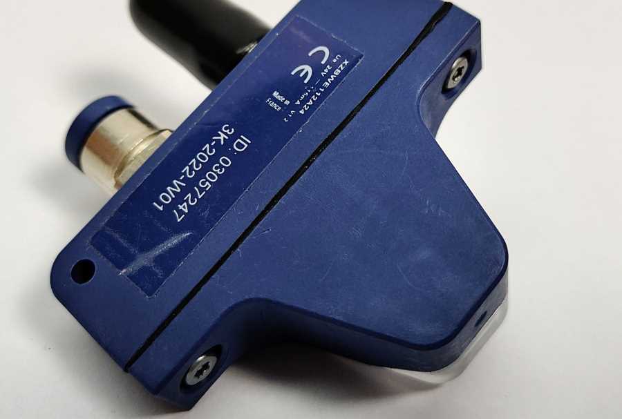 TELEMECANIQUE XZBWE112A24 Wireless transmitter