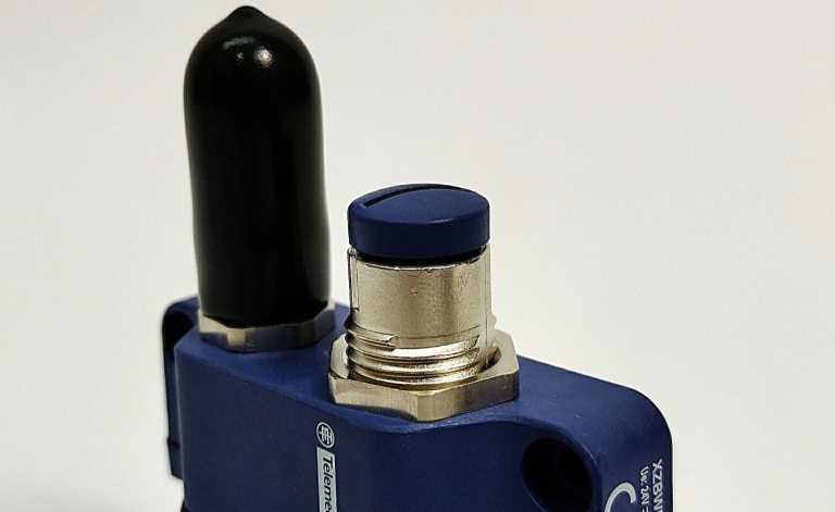 TELEMECANIQUE XZBWE112A24 Wireless transmitter