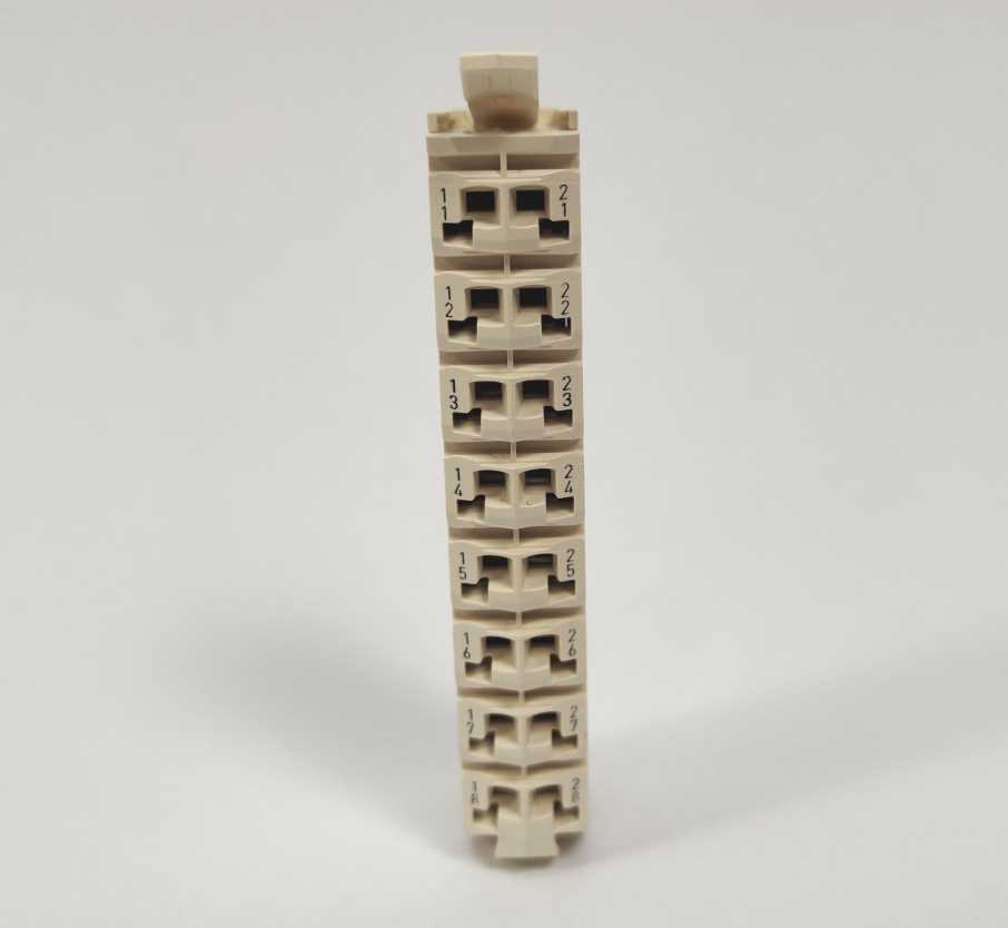 Schneider Electric TM5ACTB16 Terminal Block