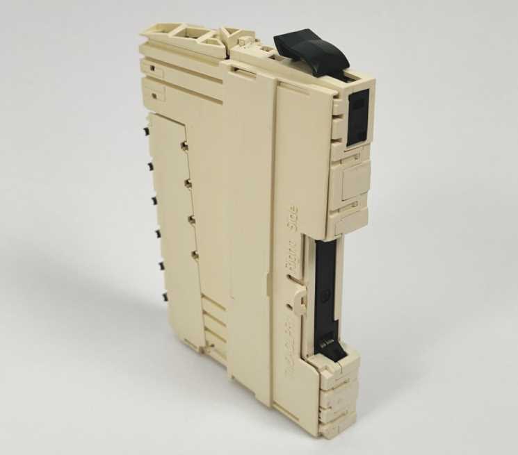 Schneider Electric TM5SBET7 Mod. Bus Transmitter -> IP67 PW Supply 6W