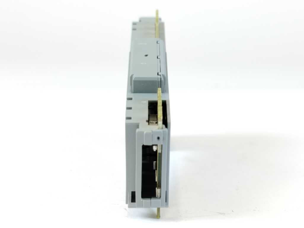 Schneider Electric TM5SPS1F Power Distribution Module with Internal Fuse