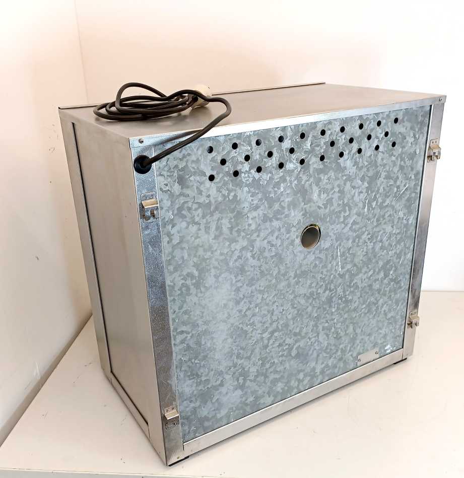 Memmert B 15 Incubator 5-70°C