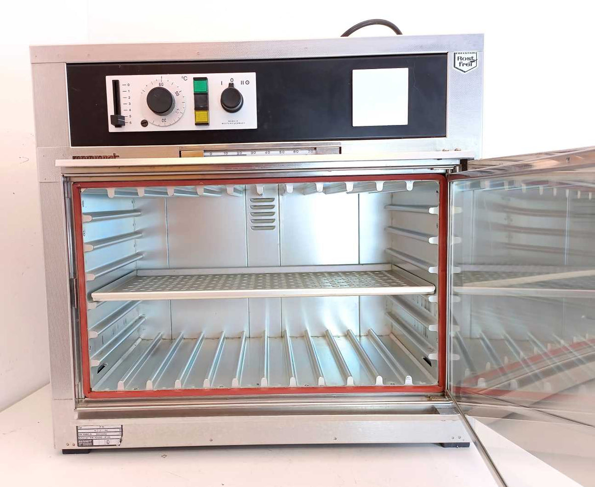Memmert B 15 Incubator 5-70°C