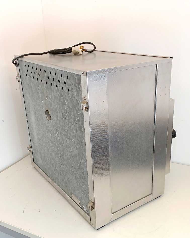 Memmert B 15 Incubator 5-70°C