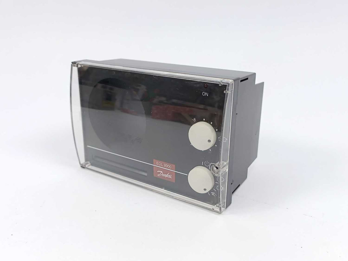 Danfoss 087B3048 ECL 9300 WEATHER COMPENSATOR