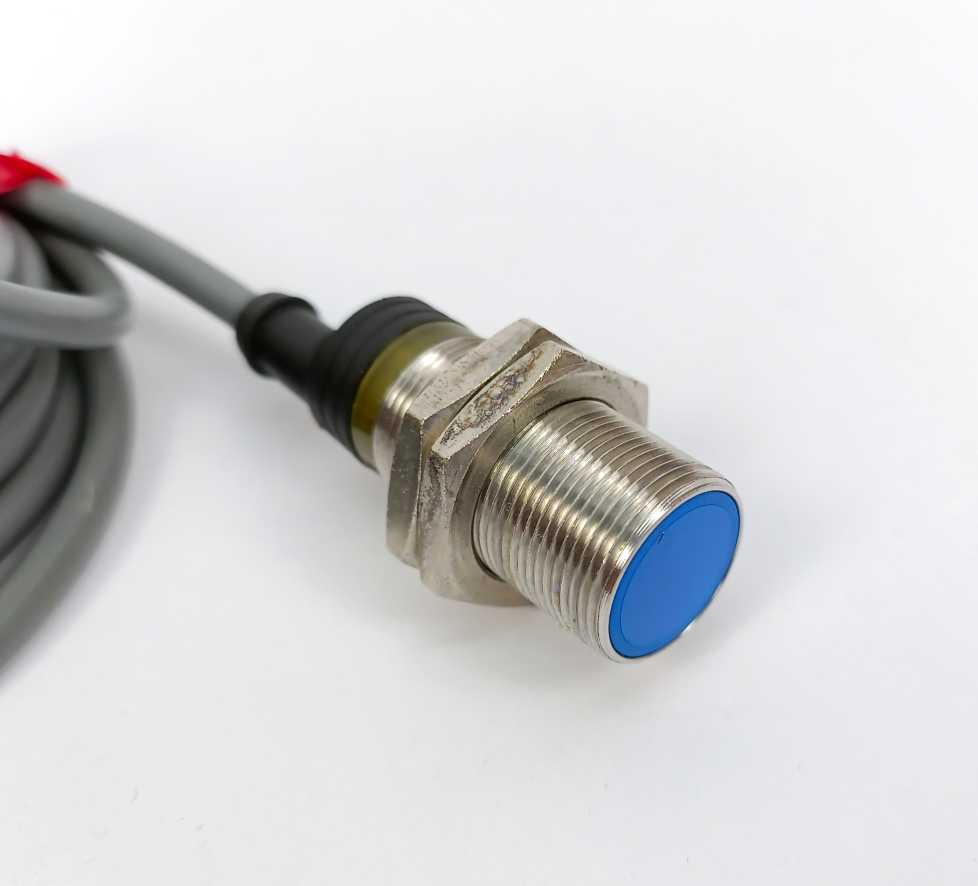 Carlo Gavazzi EI1805TB0S Proximity Sensors