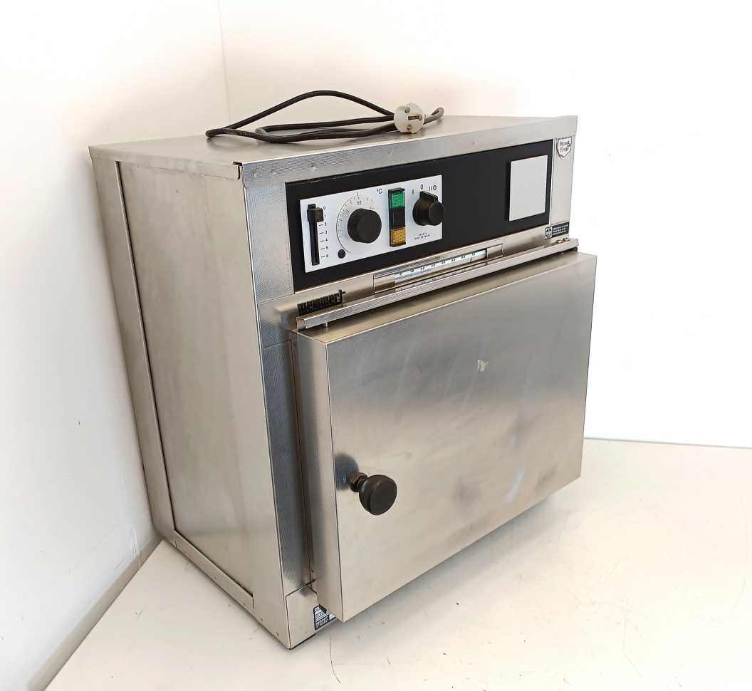 Memmert B 10 Incubator 5-70°C