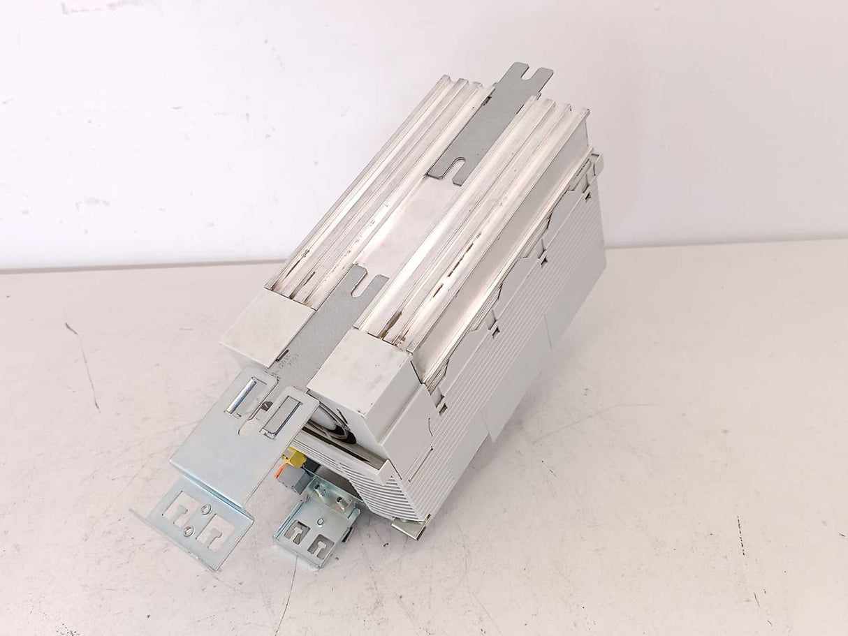 LENZE E82EV302P4C 13141956, 8200 VECTOR