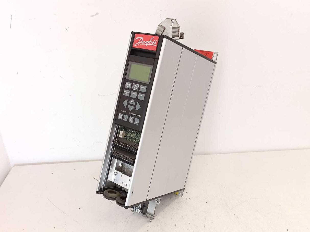 Danfoss 175Z0535 VLT5001PT5B20EBR3DLF10A00C0