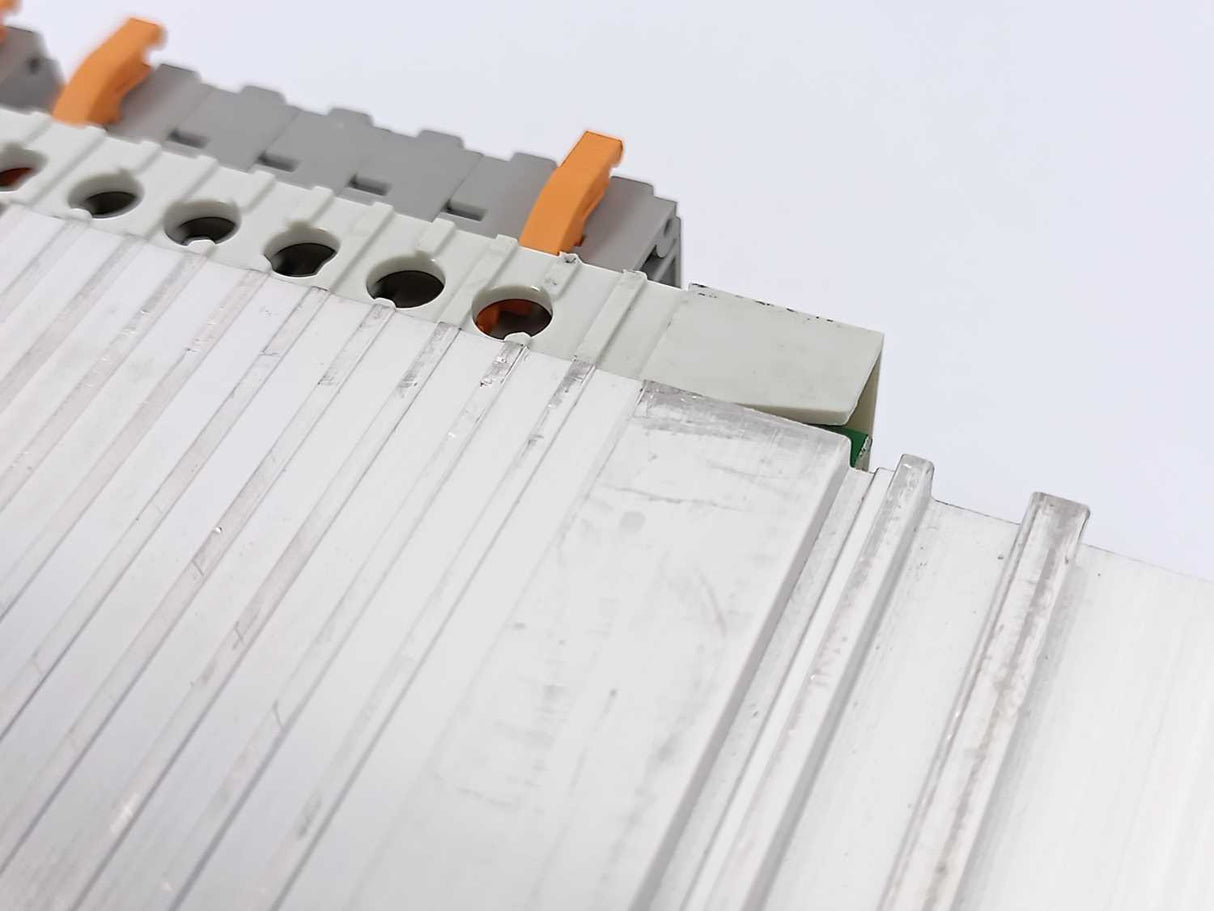 LENZE E82EV551P4C 13142236, 8200 8200-series vE82EV551_4C