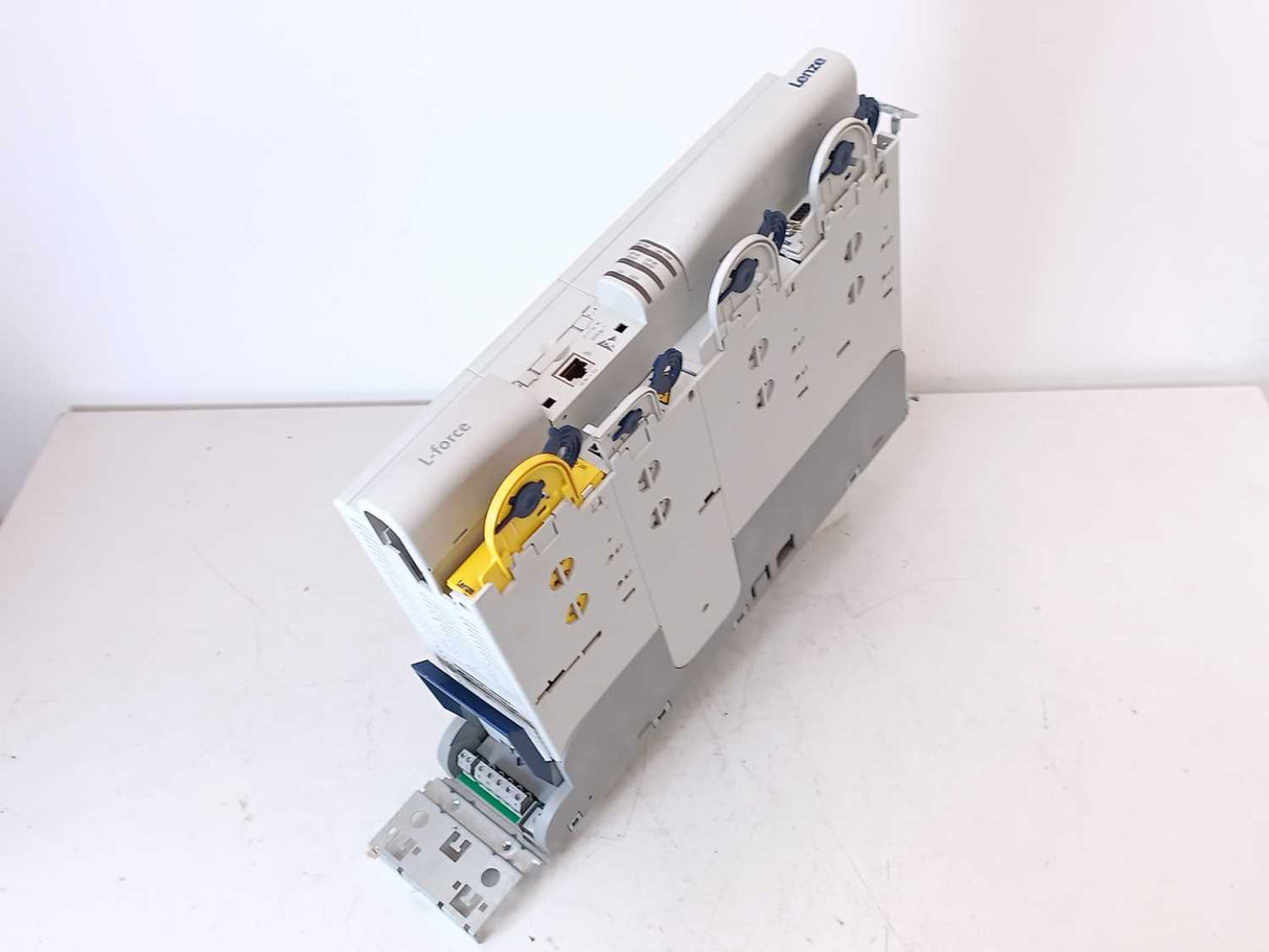 LENZE E94ASHE0044B22NNNN Single drive, HighLine servo inverter E94ASHE0244